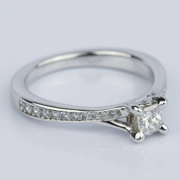 0.25 Ct Split Shank Princess Engagement Ring Gold - Picture 3 of 4